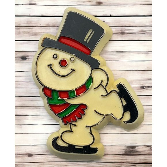 Snowman Ice Skating Refrigerator Magnet Vintage Christmas Decor Frosty - Picture 1 of 6